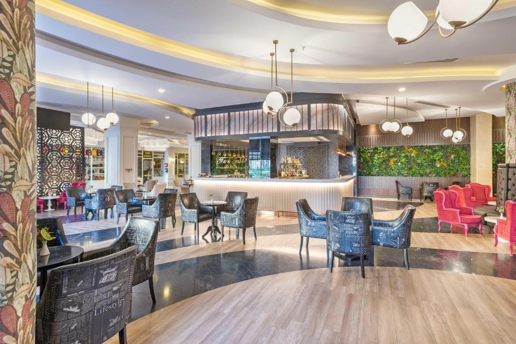 KIRMAN BELAZUR RESORT&SPA