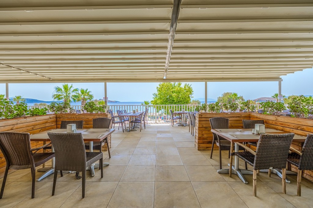 PETUNYA BEACH RESORT