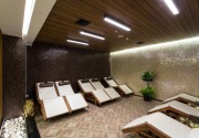 Кадър от MICHELL HOTEL – ADULTS ONLY (+16)