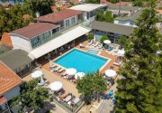 CLOVER MAGIC ALTINKUM PARK SIDE HOTEL