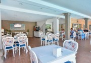CLOVER MAGIC ALTINKUM PARK SIDE HOTEL