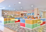 CRYSTAL CLUB WORLD OF COLOURS RESORT & SPA