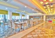 CRYSTAL CLUB WORLD OF COLOURS RESORT & SPA