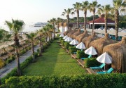 CRYSTAL FLORA BEACH RESORT