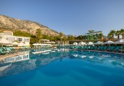 CRYSTAL FLORA BEACH RESORT