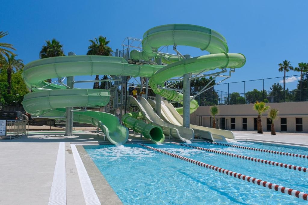 MELAS HOLIDAY VILLAGE