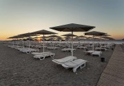 LARISSA SULTANS BEACH