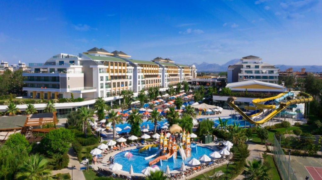PORT NATURE LUXURY RESORT HOTEL & SPA