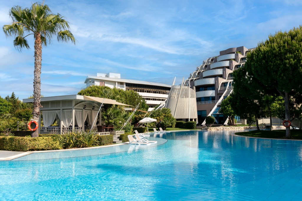 SUSESI LUXURY RESORT HOTEL