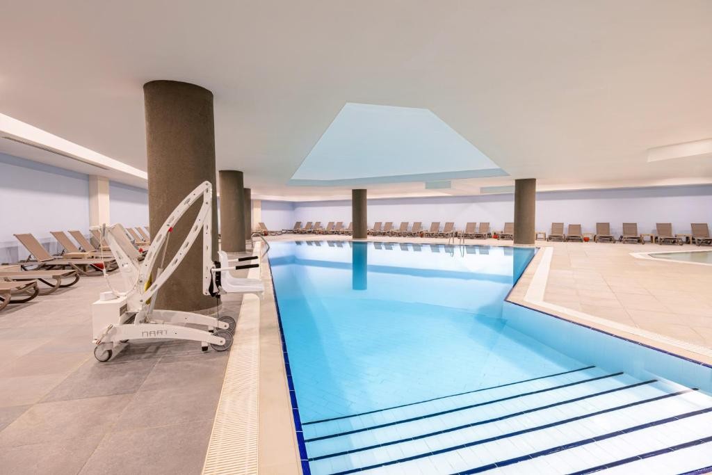THE X BELEK