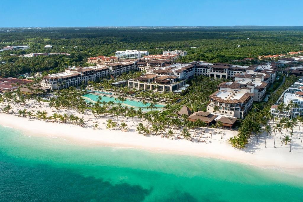 LOPESAN COSTA BAVARO RESORT SPA & CASINO (Adults Only Club)