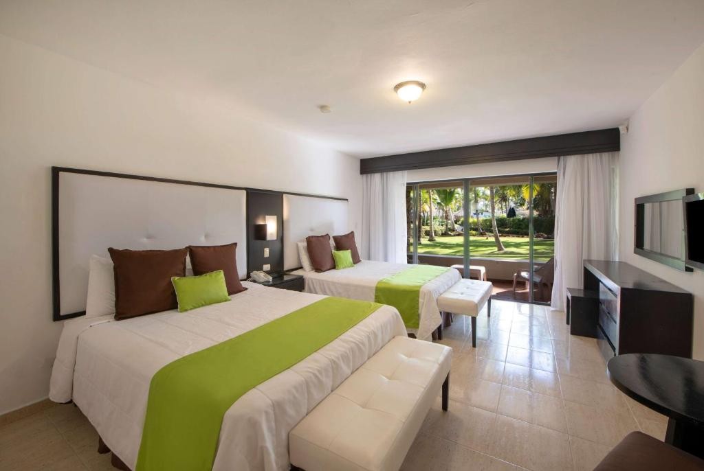 VIVA WYNDHAM DOMINICUS BEACH