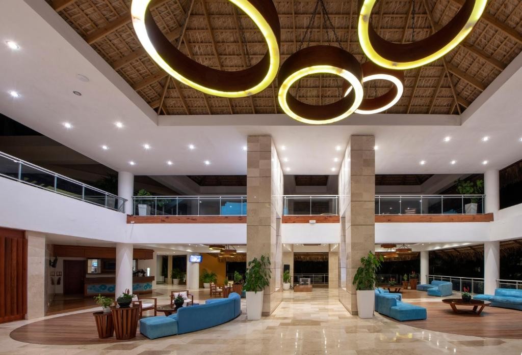 VIVA WYNDHAM DOMINICUS PALACE