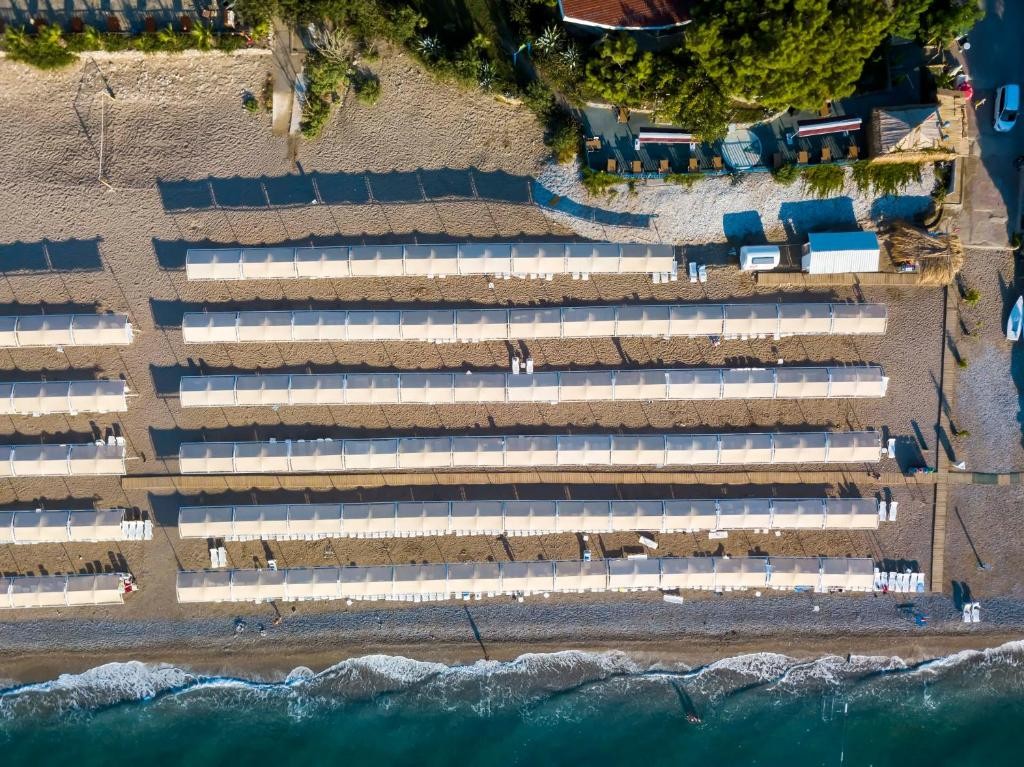 ARMAS KAPLAN PARADISE