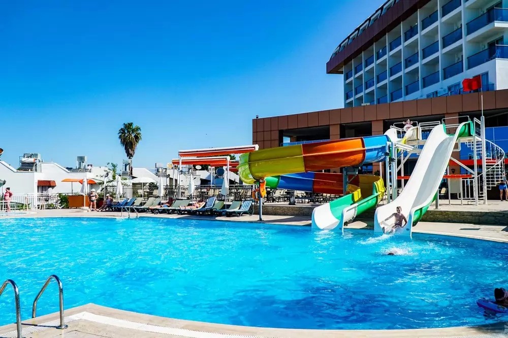 THRONE BEACH RESORT & SPA