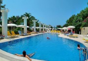 CLUB AQUA PLAZA HOTEL