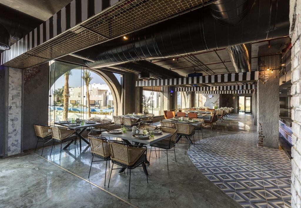 POSH CLUB - SUNRISE TUCANA RESORT - GRAND SELECT