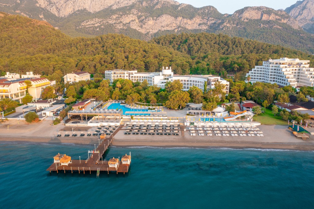 PERRE LA MER HOTEL