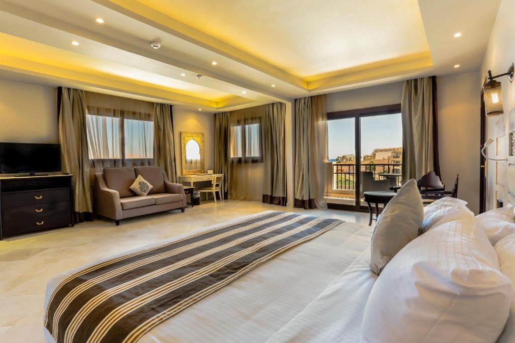 POSH CLUB SUNRISE ARABIAN BEACH RESORT
