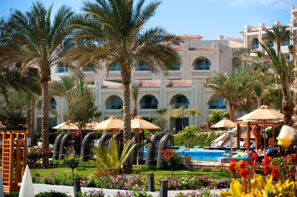 POSH CLUB SUNRISE MONTEMARE RESORT