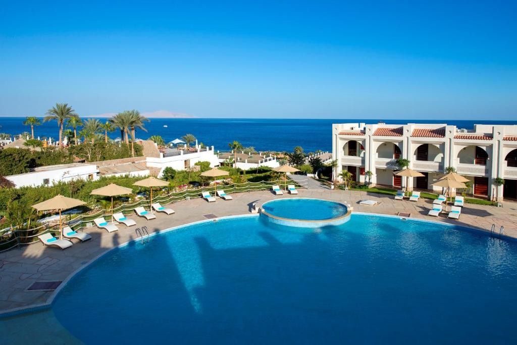 POSH CLUB SUNRISE MONTEMARE RESORT
