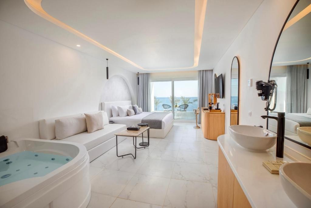 POSH CLUB SUNRISE WHITE HILLS RESORT SHARM EL SHEIKH