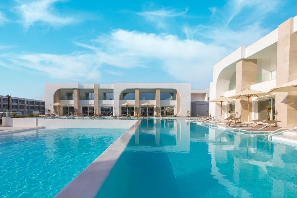 POSH CLUB SUNRISE WHITE HILLS RESORT SHARM EL SHEIKH