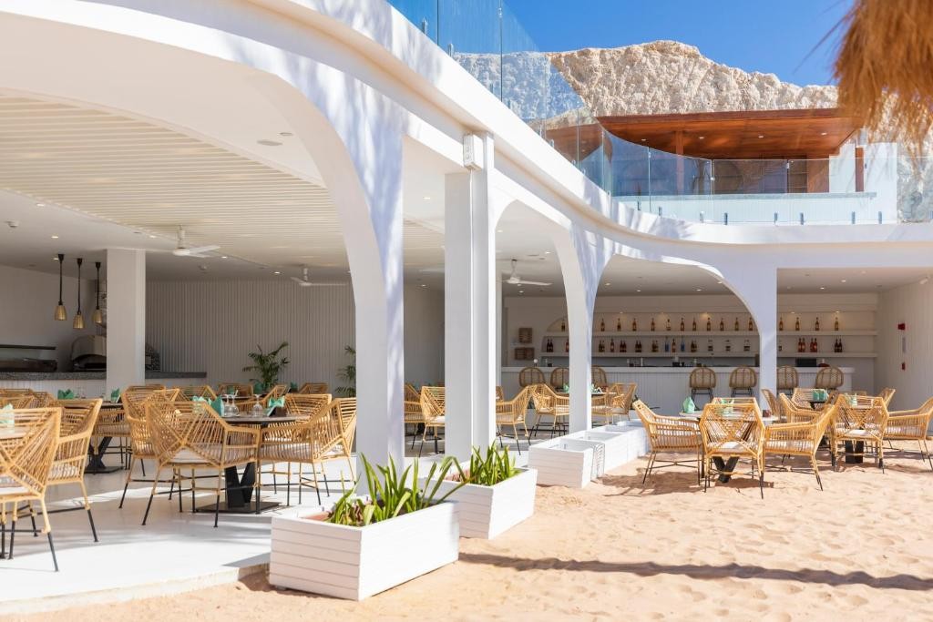 POSH CLUB SUNRISE WHITE HILLS RESORT SHARM EL SHEIKH