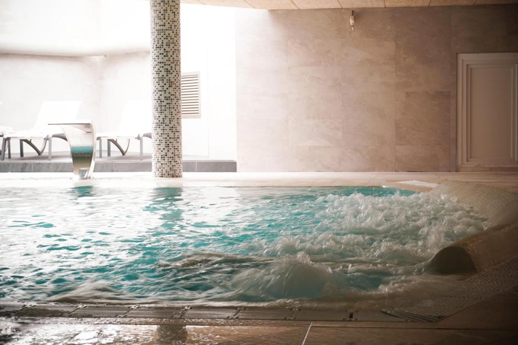 Hotel Ohtels Vila Romana