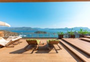 D MARIS BAY