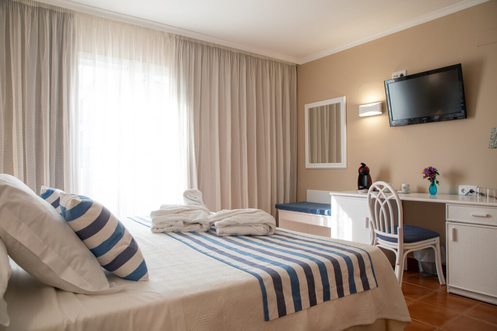 CHECK IN DWO LES PALMERES