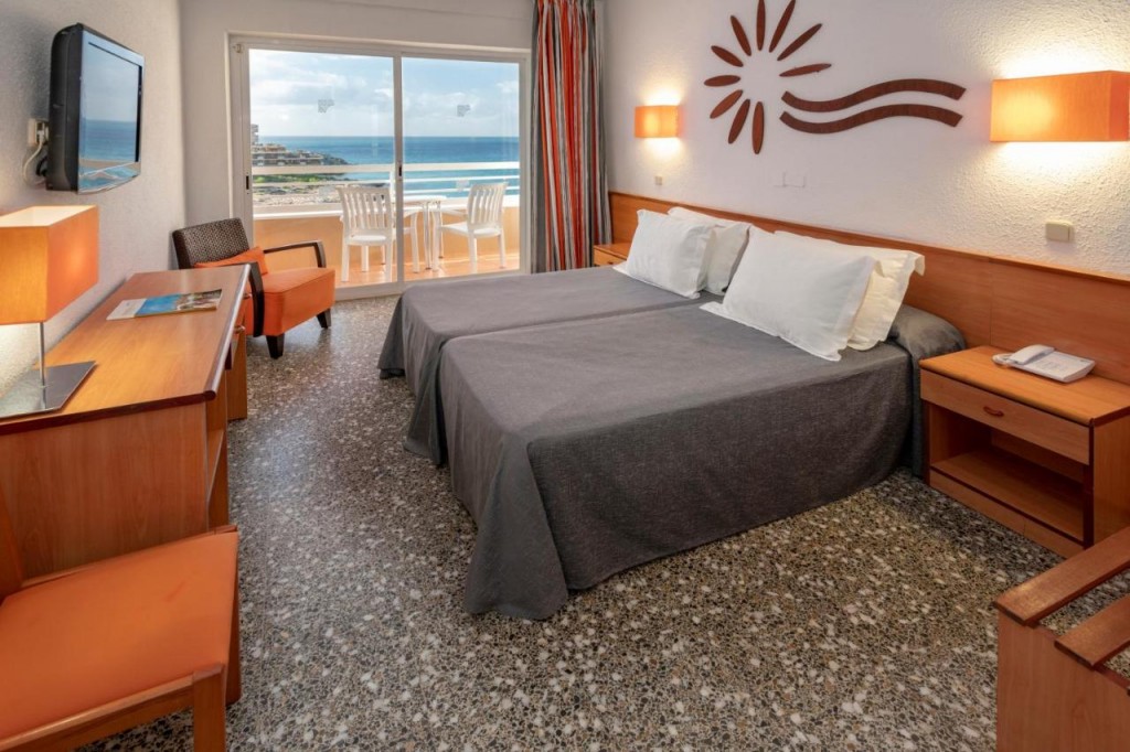 Hotel Cala Font