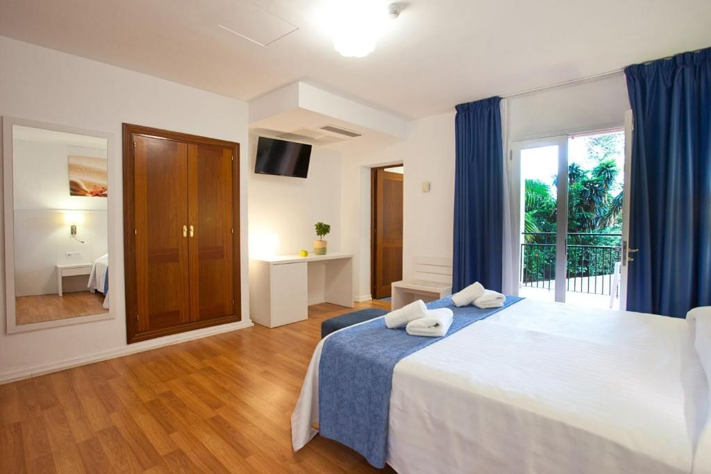 HOTEL CALA MURADA