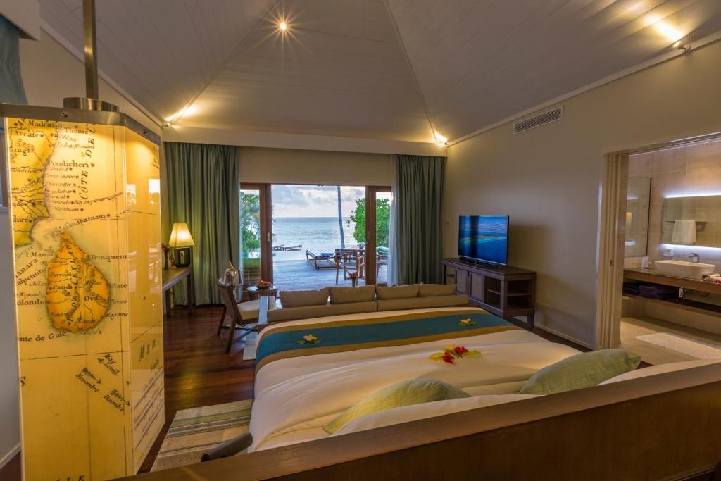 HURAWALHI RESORT MALDIVES