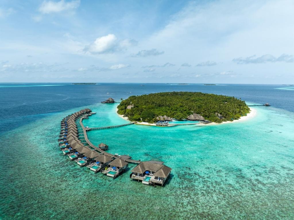 DUSIT THANI MALDIVES