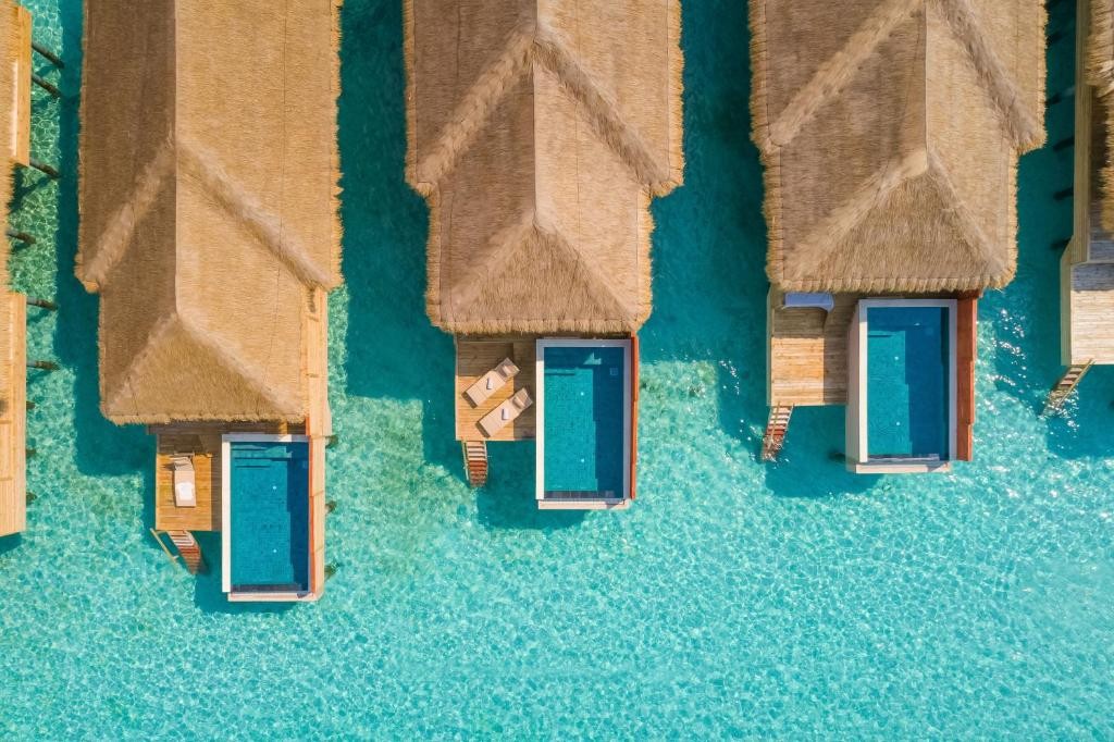 KUDAFUSHI RESORT & SPA