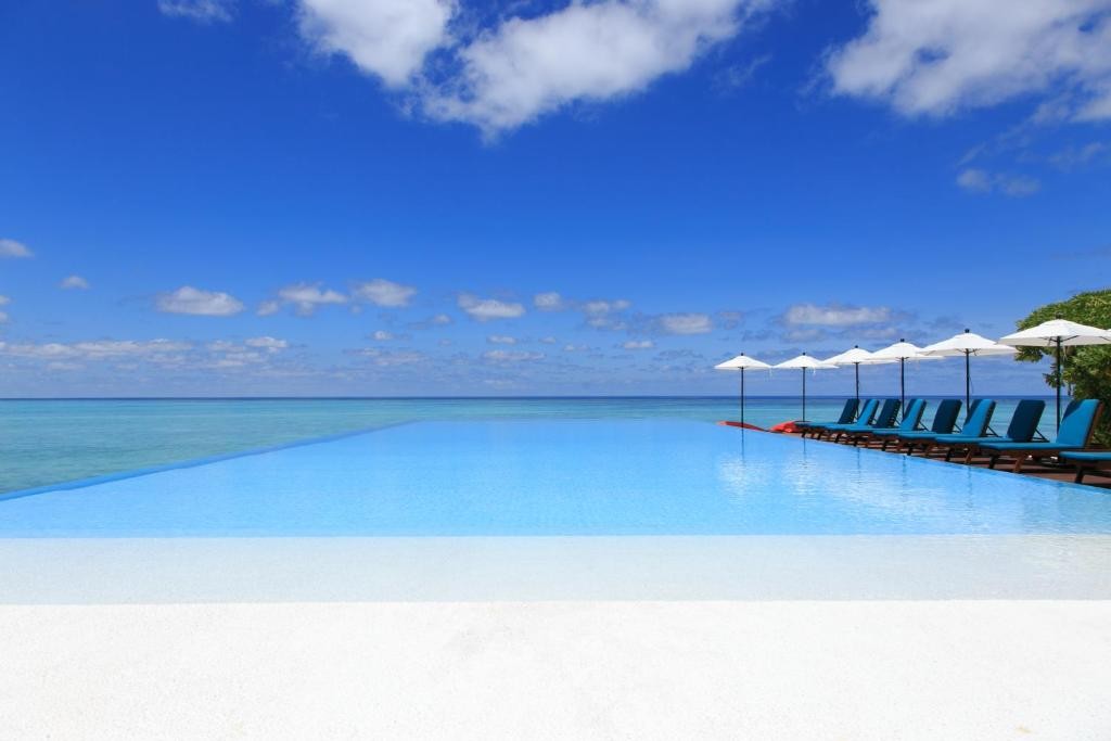 SUMMER ISLAND MALDIVES