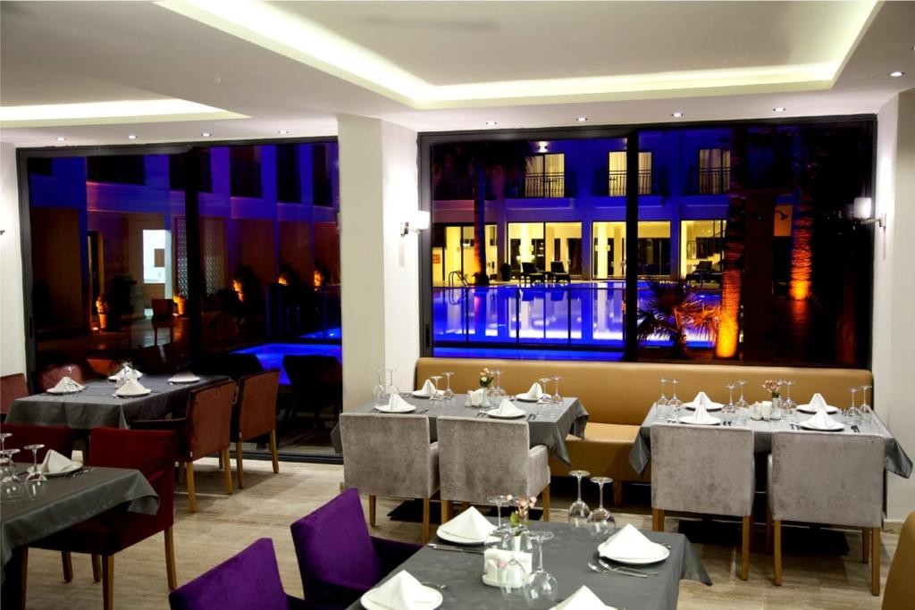 NEOPOL HOTEL DELUXE