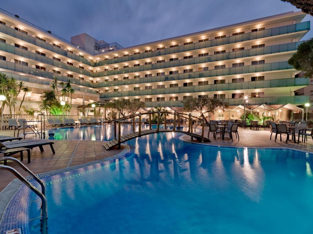 H10 Delfin (Adults Only From 16 Y.o.)
