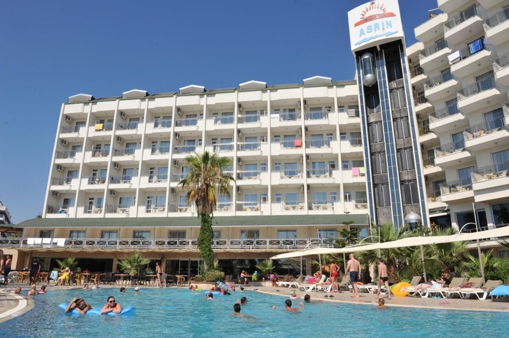 ASRIN BEACH HOTEL