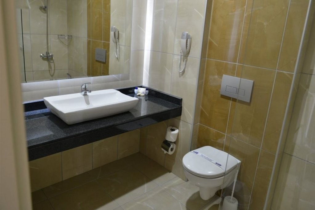 ASRIN BEACH HOTEL