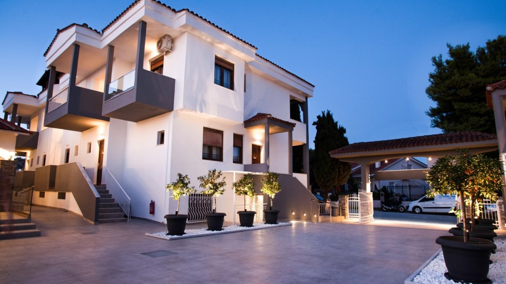 Acrotel Lily Ann Village