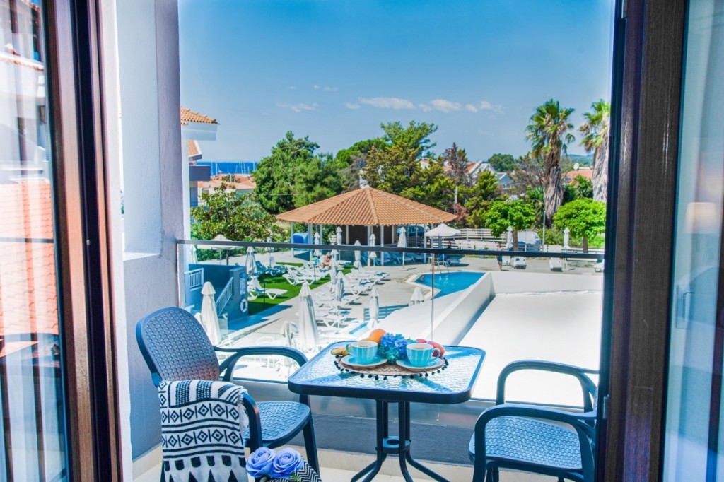 Acrotel Lily Ann Village