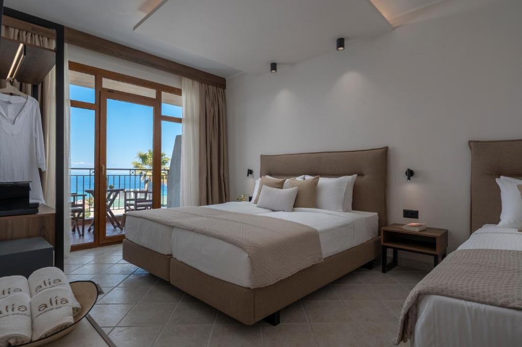 Alia Palace Luxury Resort Hotel & Villas (Adult Only 16+)