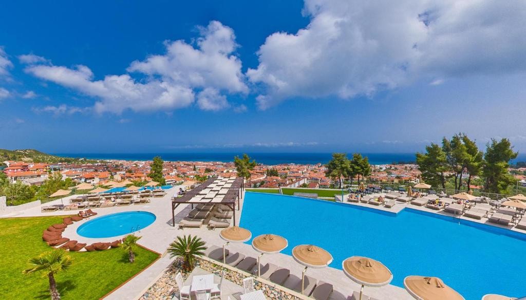 Alia Palace Luxury Resort Hotel & Villas (Adult Only 16+)