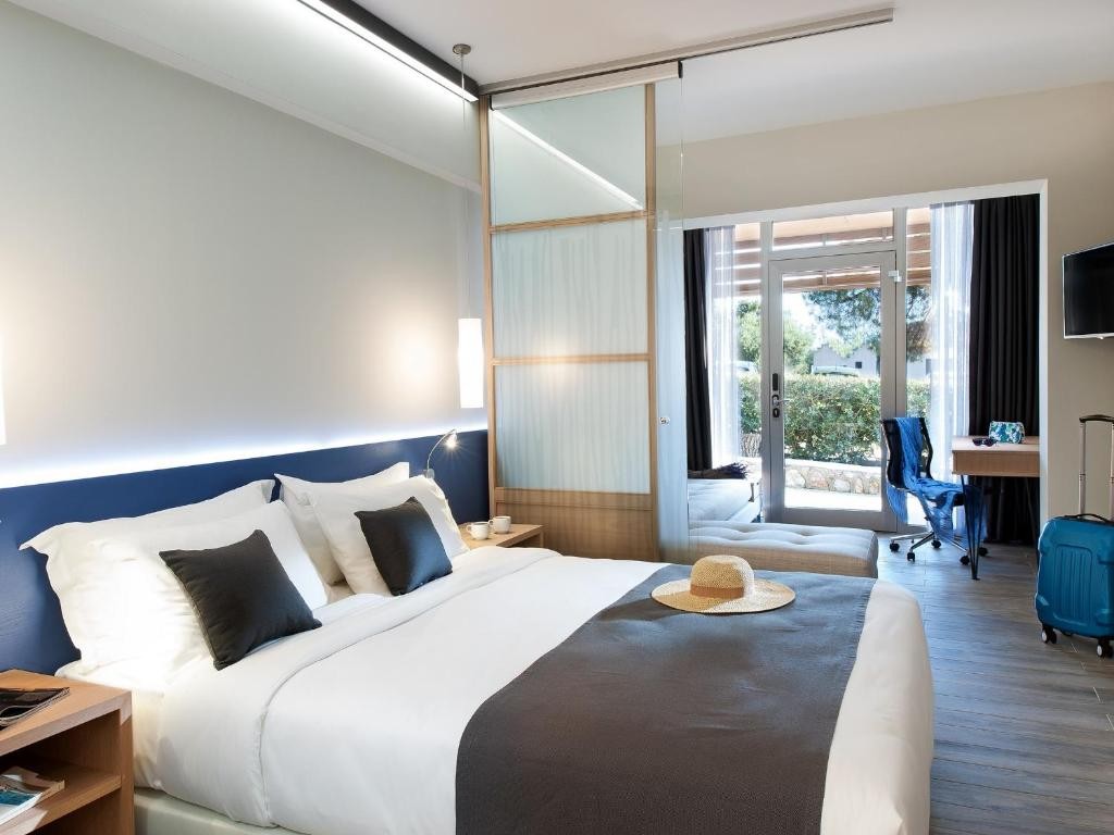 Blue Dolphin Resort Hotel