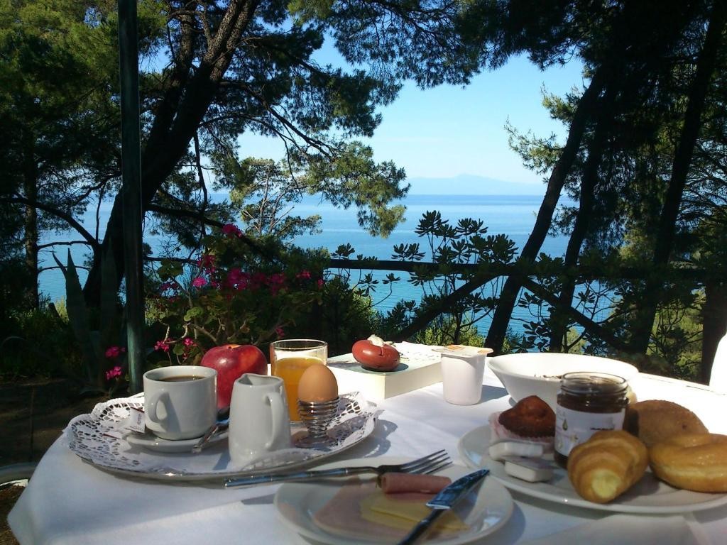 Dryades Hotel Siviri