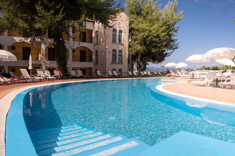 Hotel Lesse