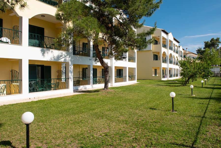 Hotel Lesse