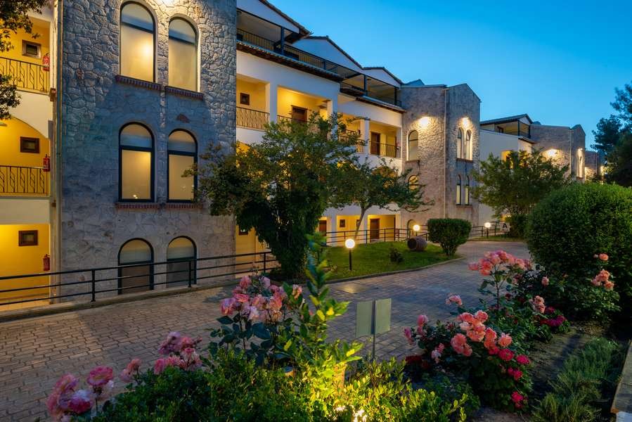Hotel Lesse